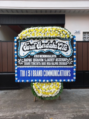 Papan Bunga Duka di Lilialy